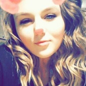 Meet your Posher, Sabrina